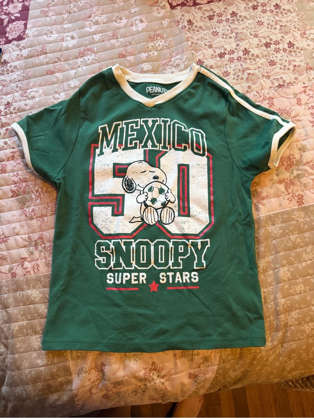 Snoopy Mexico Soccer tshirt